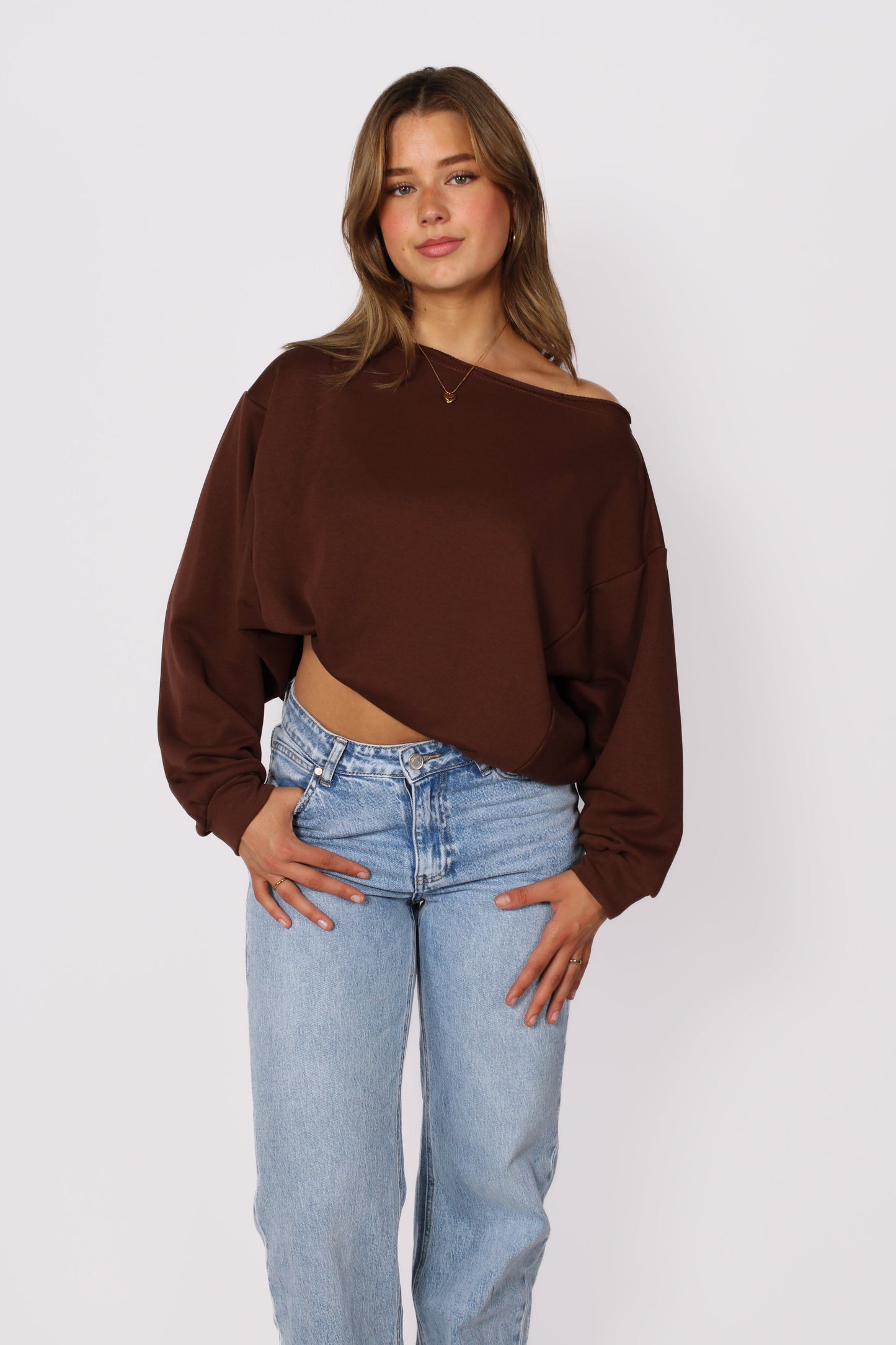 LEAH OFF SHOULDER SWEATER - BROWN