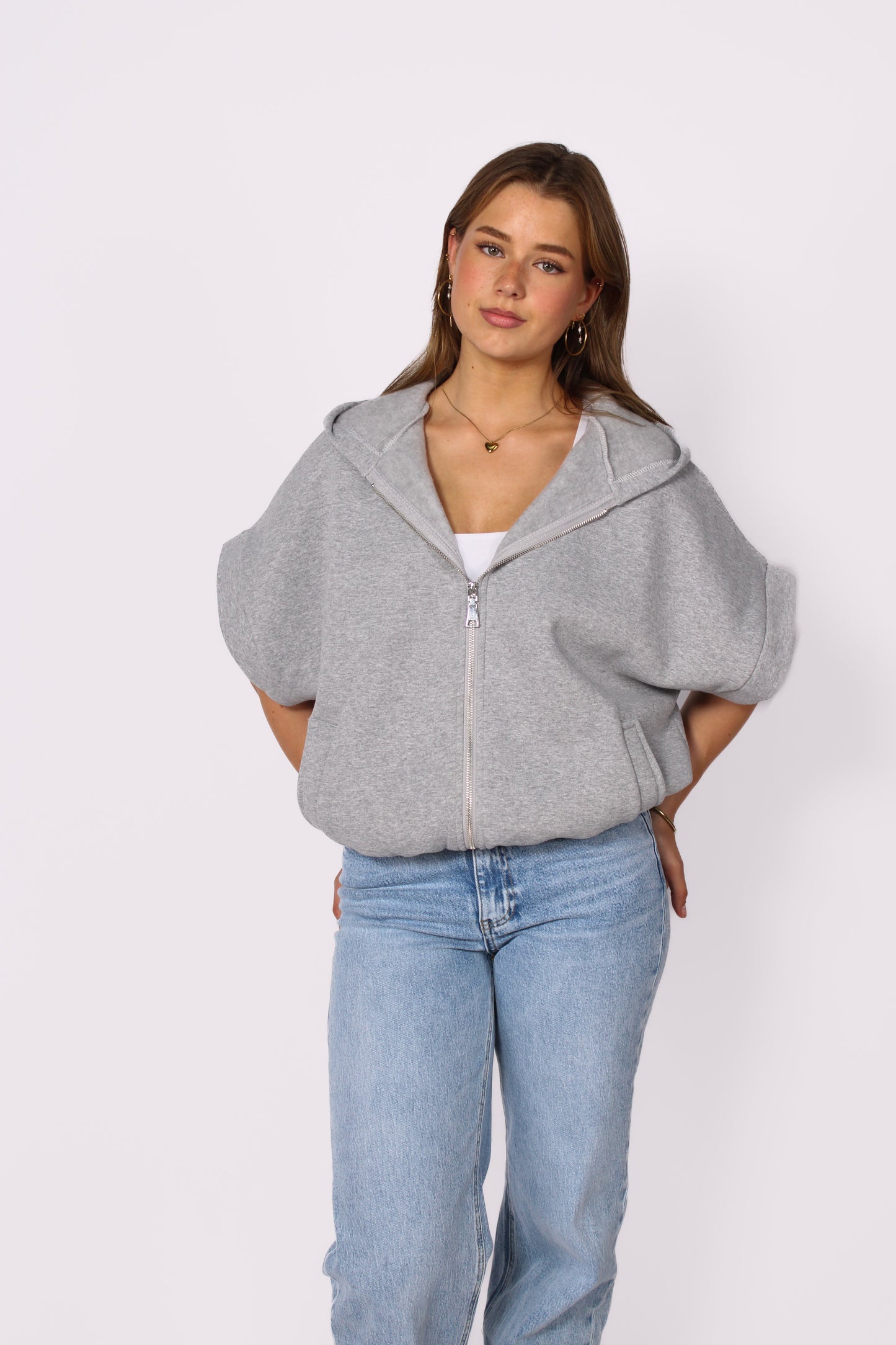 SLEEVELESS HOODIE - GREY